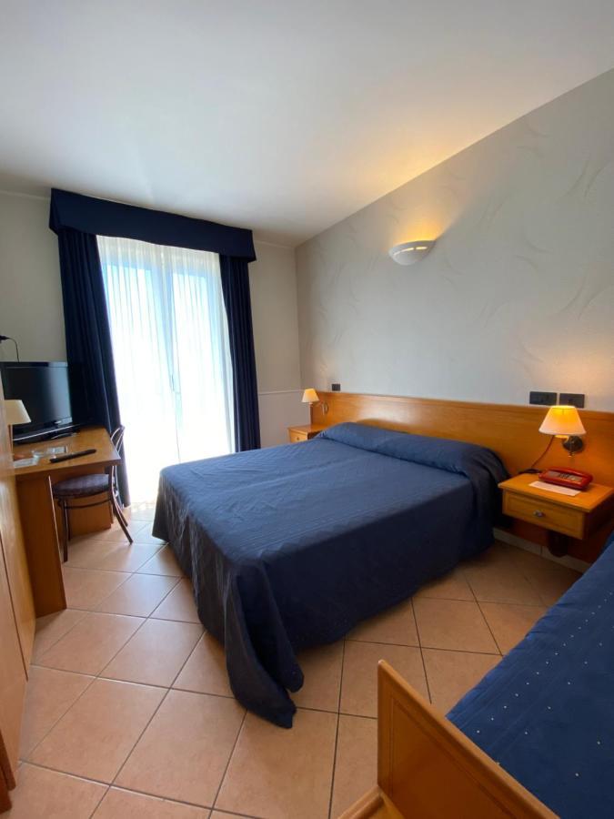 Lion's 3* Falerna